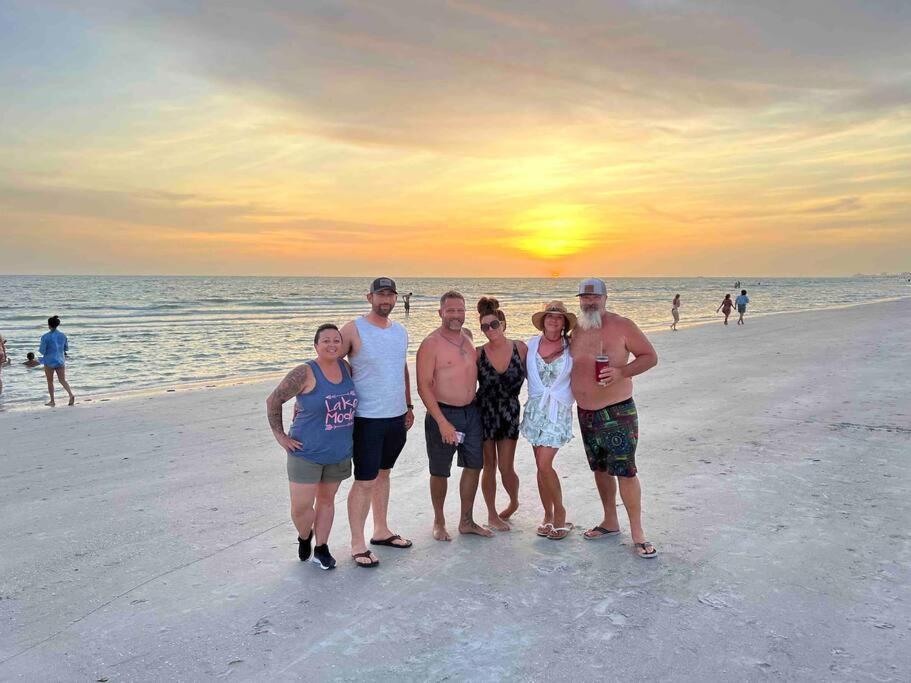 Beachfront Condo On Quiet Treasure Island- 1 Bed St. Pete Beach Εξωτερικό φωτογραφία