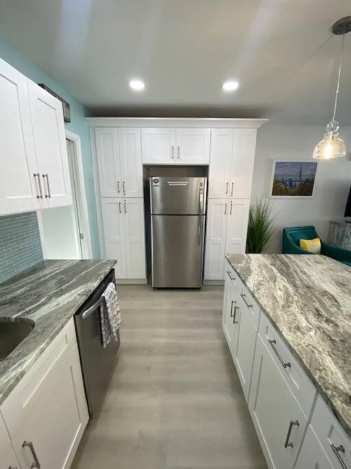 Beachfront Condo On Quiet Treasure Island- 1 Bed St. Pete Beach Εξωτερικό φωτογραφία