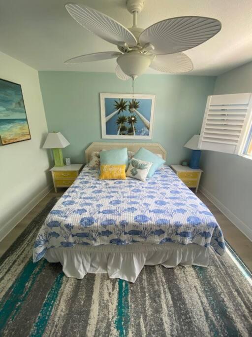 Beachfront Condo On Quiet Treasure Island- 1 Bed St. Pete Beach Εξωτερικό φωτογραφία